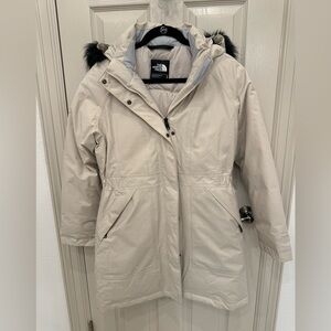 The North Fave Women’s Artic Jacket